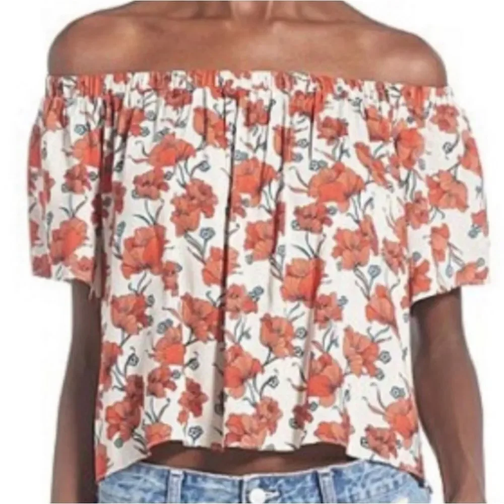 ASTR The Label Red Poppy Print Off Shoulder Crop Top Blouse - Picture 1 of 16